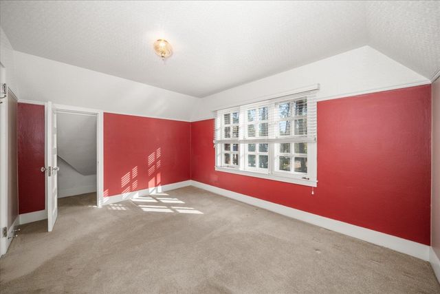 910 E 18th Ave, Spokane, WA 99203