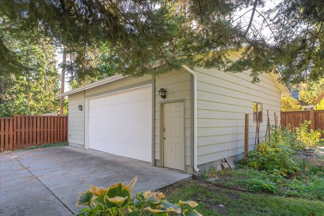 910 E 18th Ave, Spokane, WA 99203