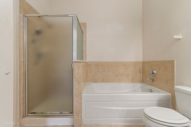 16553 Buckner Pond Way, Crest Hill, IL 60403