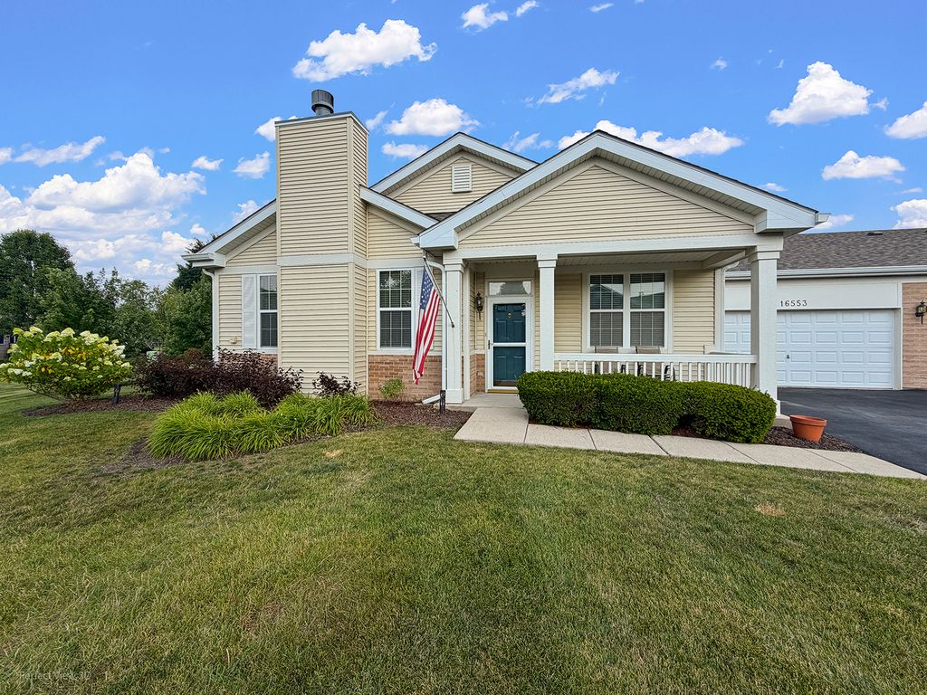 16553 Buckner Pond Way, Crest Hill, IL 60403
