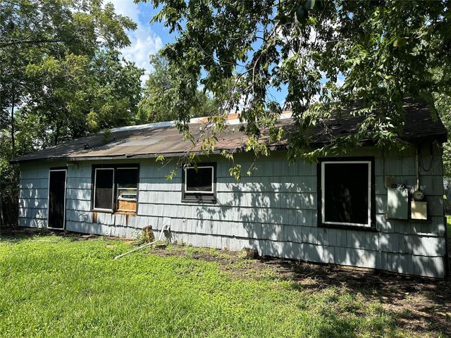 5330 Willow Glen Drive, Houston, TX 77033