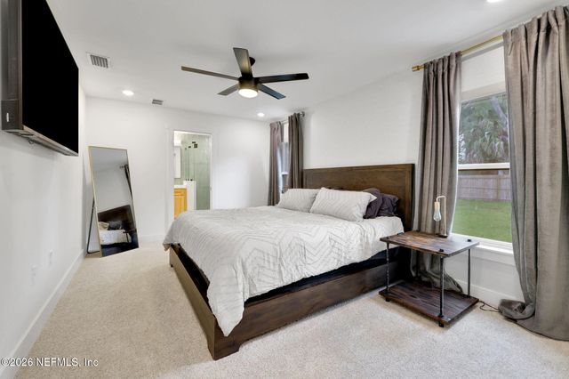 1746 PENMAN Road, Jacksonville Beach, FL 32250