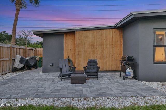 1746 PENMAN Road, Jacksonville Beach, FL 32250