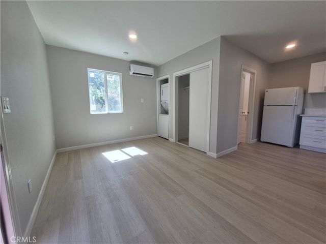 8913 Rathburn Avenue, Northridge, CA 91325