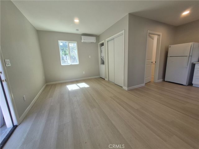 8913 Rathburn Avenue, Northridge, CA 91325