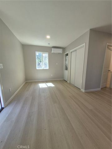 8913 Rathburn Avenue, Northridge, CA 91325