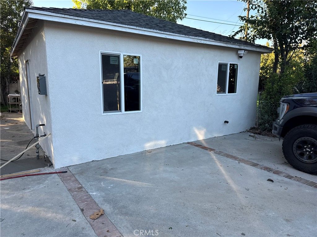 8913 Rathburn Avenue, Northridge, CA 91325