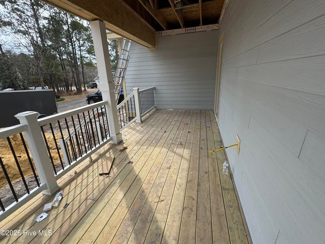 606 Cuddy Wynd Place, Swansboro, NC 28584