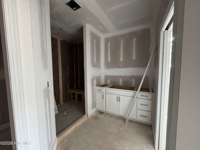 606 Cuddy Wynd Place, Swansboro, NC 28584