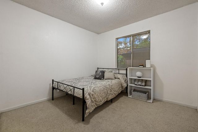 601 Oakshire Ave, Modesto, CA 95354