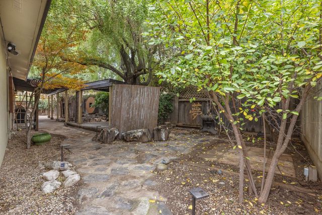 601 Oakshire Ave, Modesto, CA 95354