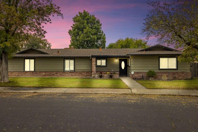 601 Oakshire Ave, Modesto, CA 95354