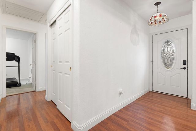 601 Oakshire Ave, Modesto, CA 95354