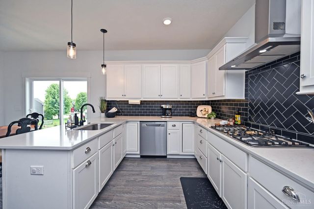 1155 Silversmith Way, Lebanon, OH 45036