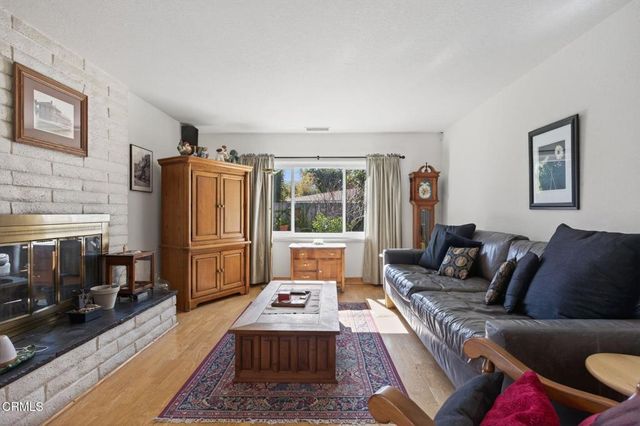 939 Laurel Road, Santa Paula, CA 93060