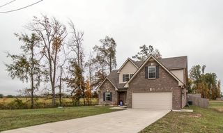 1504 Round Rock Dr, Murfreesboro, TN 37128