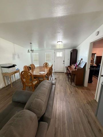 2412 ISLAND OAKS W, Lakeland, FL 33805