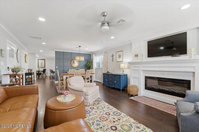 20 Le Lamentin Drive, Toms River, NJ 08757