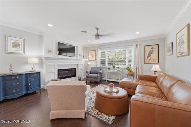 20 Le Lamentin Drive, Toms River, NJ 08757