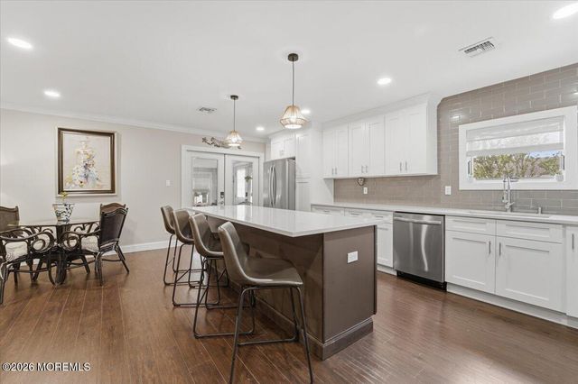 20 Le Lamentin Drive, Toms River, NJ 08757