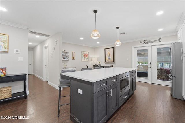 20 Le Lamentin Drive, Toms River, NJ 08757