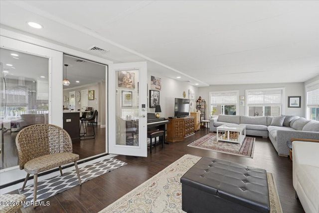 20 Le Lamentin Drive, Toms River, NJ 08757