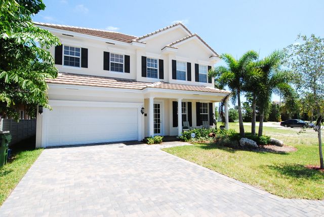 2200 SW 13th Avenue, Fort Lauderdale, FL 33315