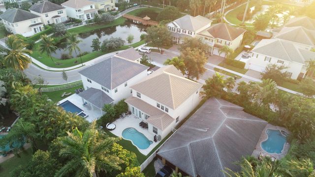 2200 SW 13th Avenue, Fort Lauderdale, FL 33315