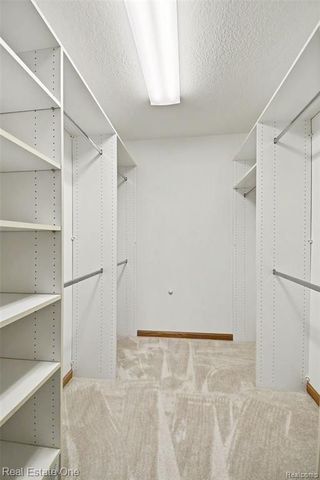 5661 Macintosh Drive, Bay City, MI 48706