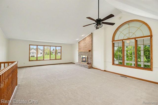 5661 Macintosh Drive, Bay City, MI 48706