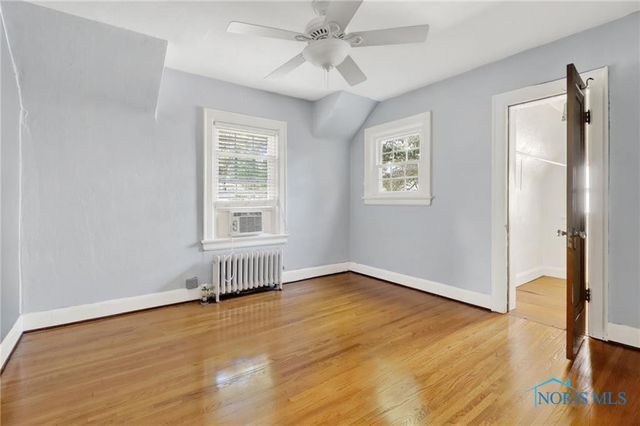 2924 Goddard Road, Toledo, OH 43606