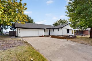 2902 Medina Drive, Garland, TX 75041