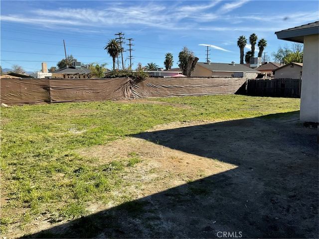 310 N Western, Hemet, CA 92543