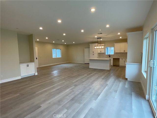 310 N Western, Hemet, CA 92543