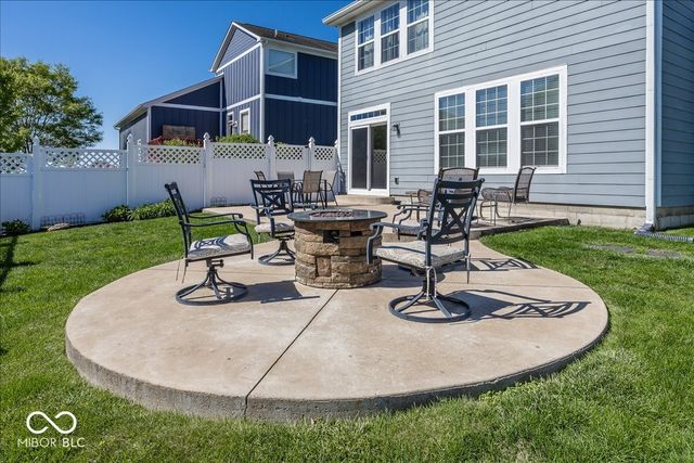 1351 Turner Trace Place N, Avon, IN 46123