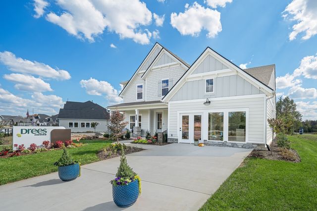 7689 Hatcher Heights Dr, Fairview, TN 37062