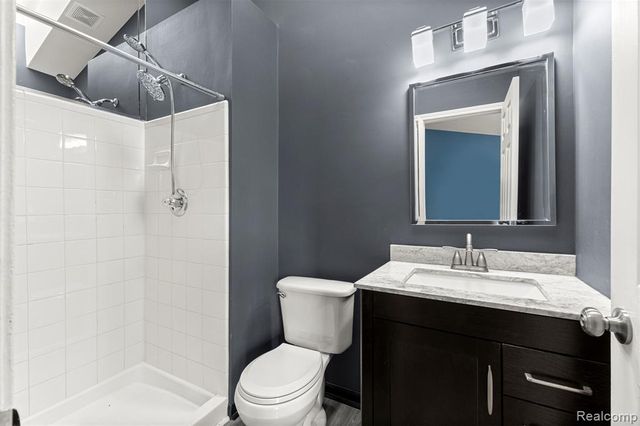 7595 Streamwood Drive, Ypsilanti, MI 48197