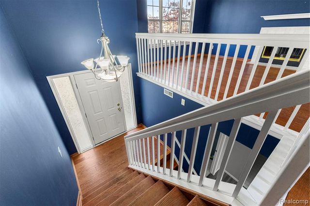 7595 Streamwood Drive, Ypsilanti, MI 48197