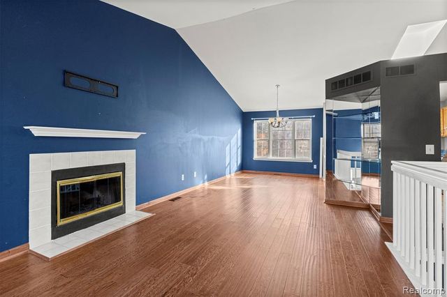 7595 Streamwood Drive, Ypsilanti, MI 48197