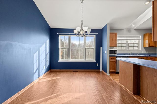 7595 Streamwood Drive, Ypsilanti, MI 48197