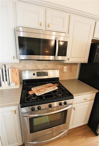 5008 Foxfield SE Trace 14, Atlanta, GA 30339