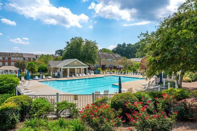 5008 Foxfield SE Trace 14, Atlanta, GA 30339