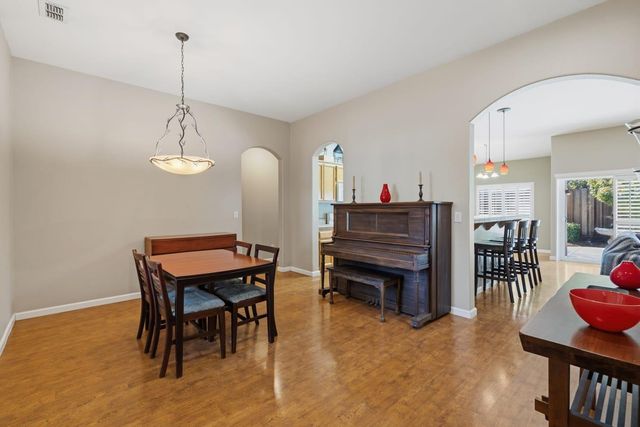 3573 Cooper Isl Rd, West Sacramento, CA 95691