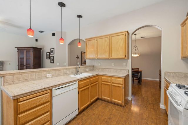 3573 Cooper Isl Rd, West Sacramento, CA 95691