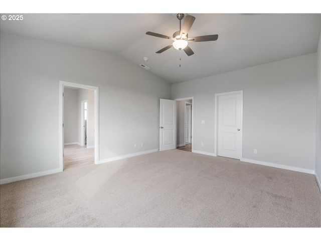 705 E Fourth St, Yamhill, OR 97148