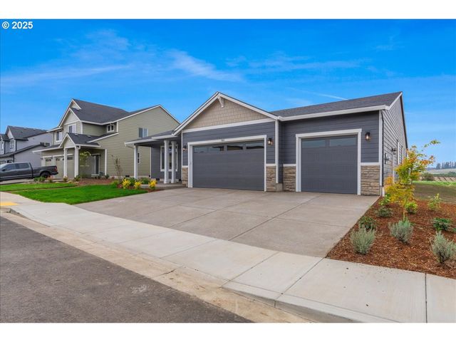 705 E Fourth St, Yamhill, OR 97148