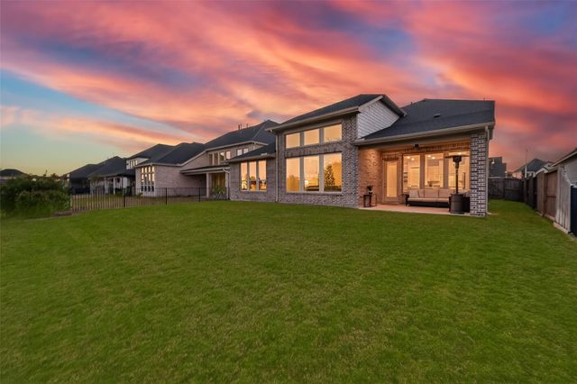 4203 Creek Shore Lane, Fulshear, TX 77441