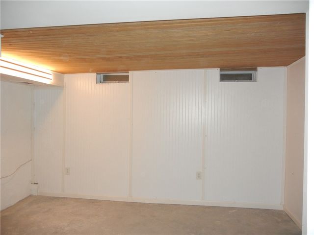 158 Moffat Ave., E Washington Boro, PA 15301