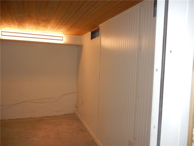 158 Moffat Ave., E Washington Boro, PA 15301