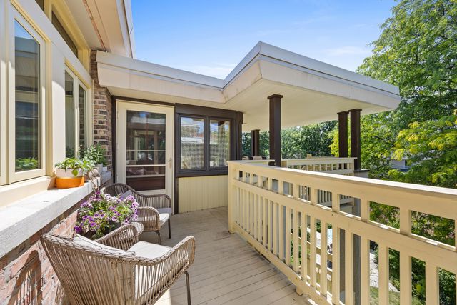 177 Linden Avenue 3, Oak Park, IL 60302